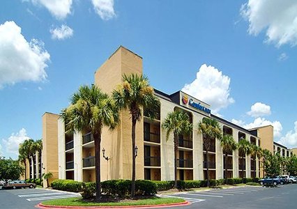 Comfort Inn Universal Studios  02.[1]